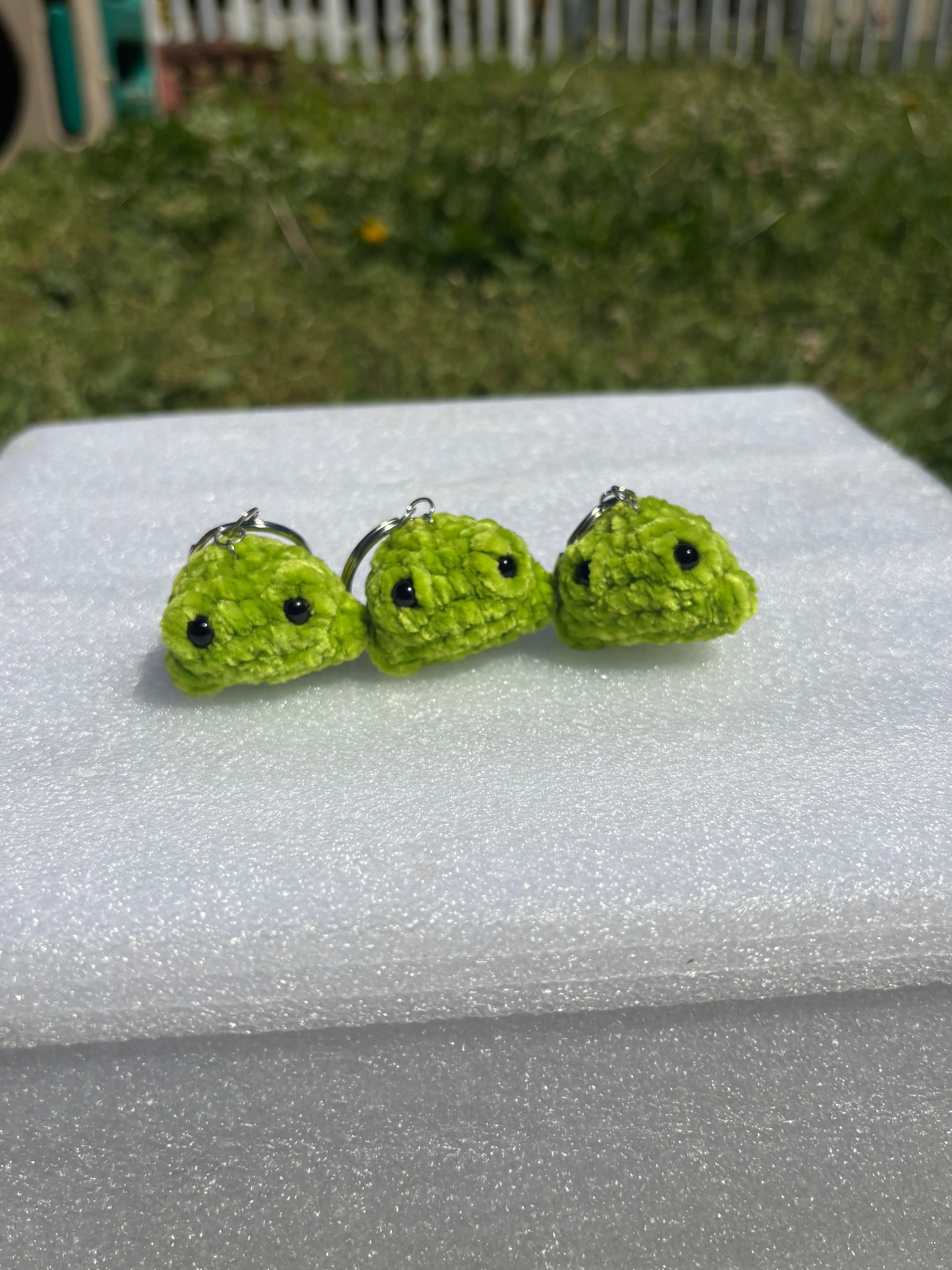 Little froggy keychains